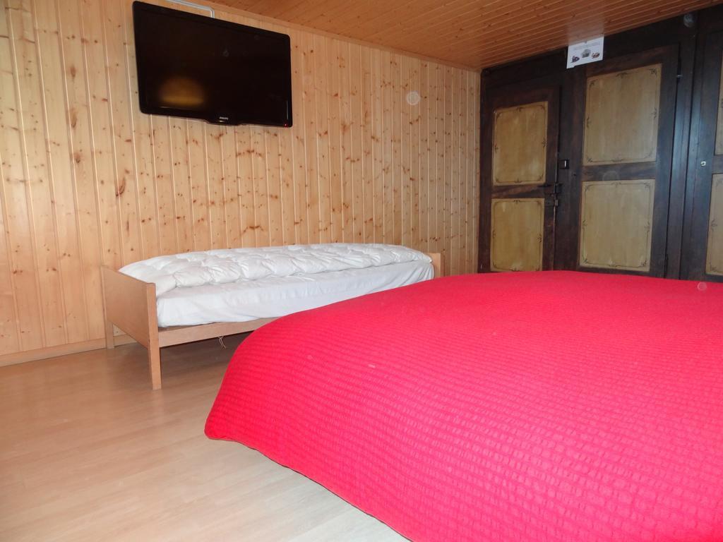 Helvetia Bed & Breakfast Troistorrents Cameră foto